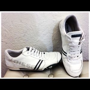 Mens diesel white size 11 low tops